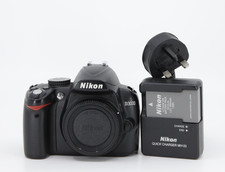 Nikon D3000 DSLR 10.2MP Camera
