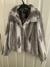 NEW ladies OASIS faux fur jacket size large beige/cream
