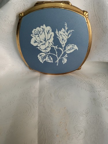 Vintage stratton powder - vintage,