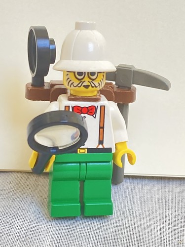 Lego adventurers minifigure - lego,