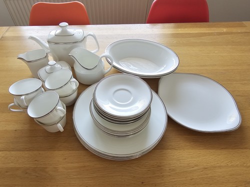 Vintage royal doulton dinner - vintage,