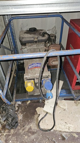 Generator 110v 230v - generator, 110v/230v