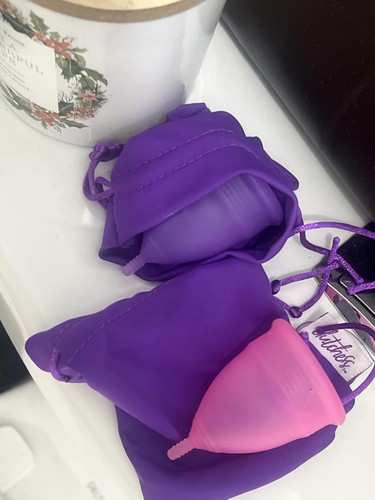 Small menstrual cups case - 4,