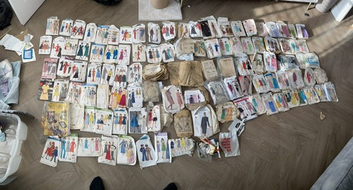 Huge vintage vogue sewing - huge,