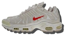 NIKE AIR MAX PLUS TN SUPREME