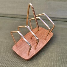 WYNCRAFT  — TOAST RACK  —