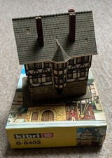 Kibri HO Scale B-8402 Built