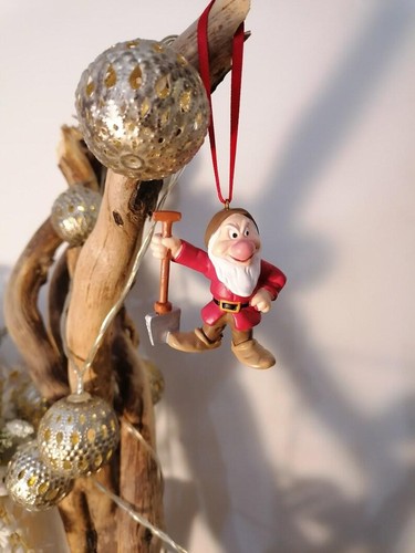 Disney snow white and - snow,