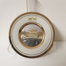 4'' JAPANESE CHOKIN PLATE WHITE WITH 24KT GOLD  WITH TRADITIONAL JAPANESE HOUSE