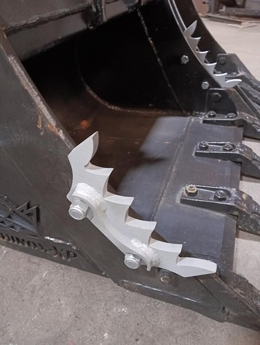 Digger bucket side - digger,