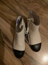BNWT Trendy Zara Girls nude/black fleet anckle Boots with close up zip UK1 EU33 