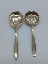 Pair Of Silver Hallmarked Art Deco Spoons - Birmingham 1933 - 35g Weight