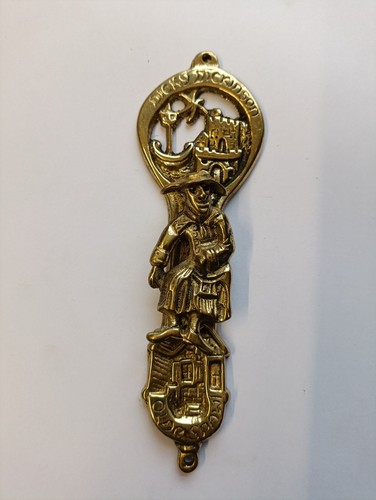 Dicky dickinson door - x,