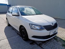 Breaking Skoda Fabia MK3 2015 5DR 1.0 TSI CHYB 5 Speed QAE White LF9E Wheel Nut*