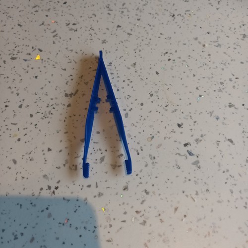 Disposable plastic tweezers - plastic,
