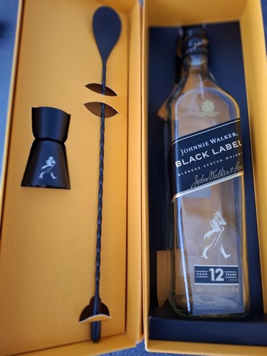 Johnnie walker cocktail kit - johnnie,