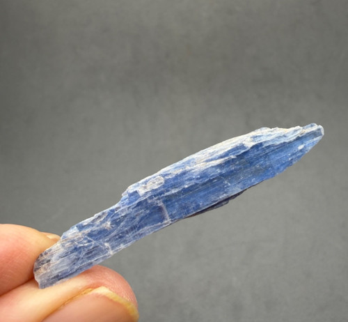 Raw natural blue - raw, kyanite