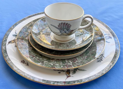 Wedgwood hummingbirds piece - hummingbirds, 5-piece
