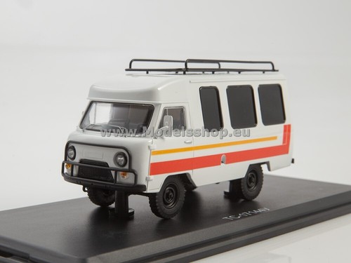 Uaz 17144 minivan - /white,