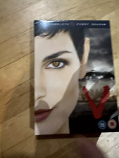 V THE COMPLETE FIRST SEASON 1