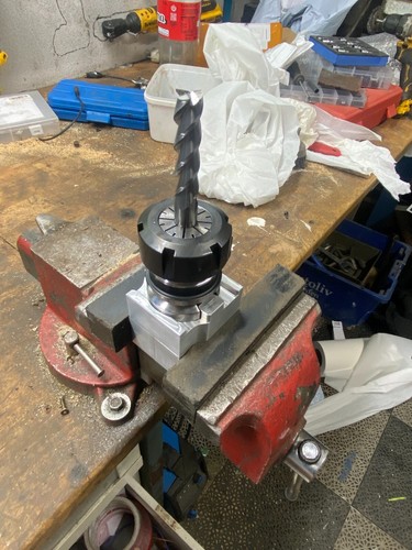 Vise held bt30 cat - 30, tool