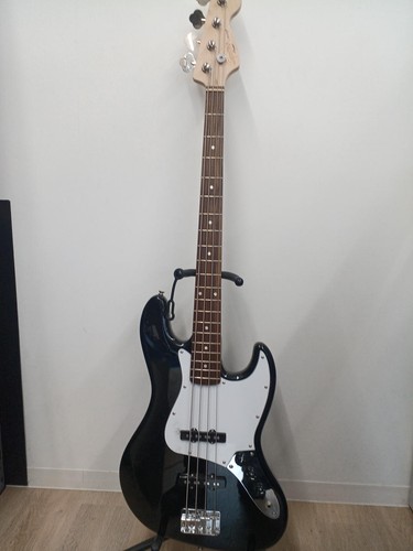 Squier affinity jazz bass - squier,