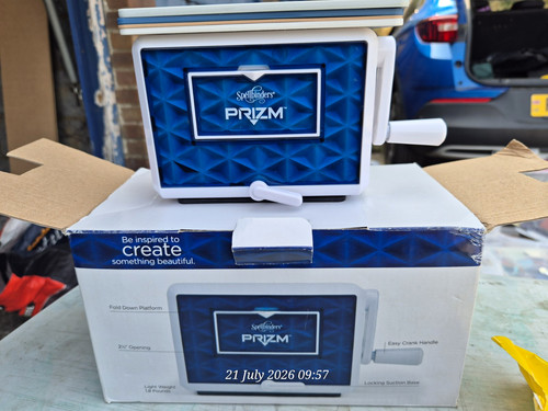 Spellbinders prizm die - prizm, cutter
