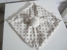 B&M soft baby comforter cream