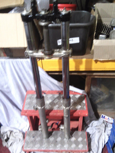 1983 yamaha yz250 front forks - yz250,
