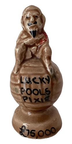 Lucky pools pixie - lucky, figurine