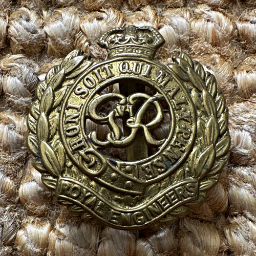 Royal engineers metal cap - royal,