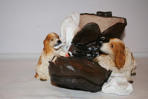 27cm spaniel puppies boot - on,