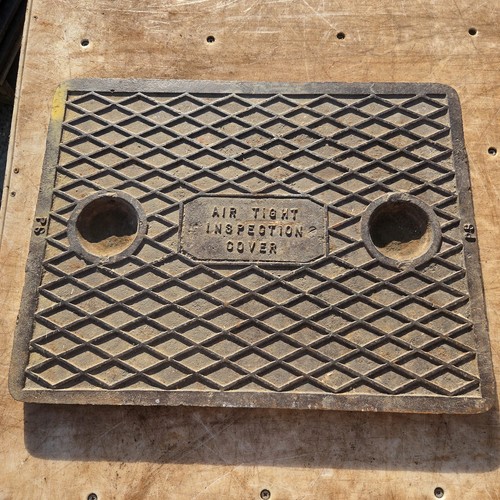 Cast iron manhole cover 655mm - cast,