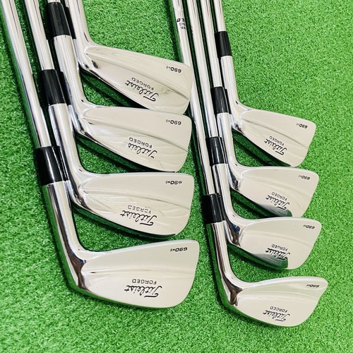 Titleist 690 right handed - right,