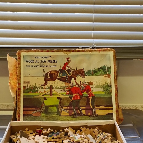 Victory wooden jigsaw puzzle - wooden,