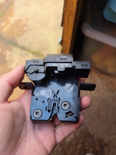 Tailgate boot lock - tailgate,