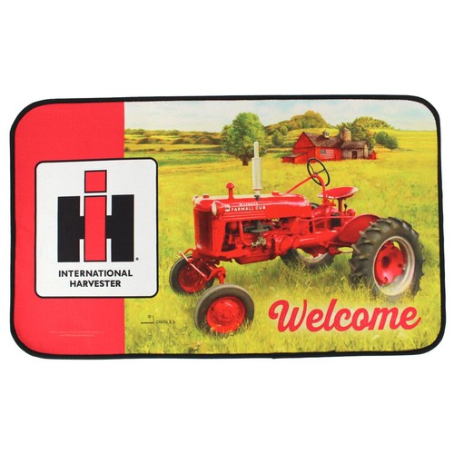 Farmall cub tractor in - cub,