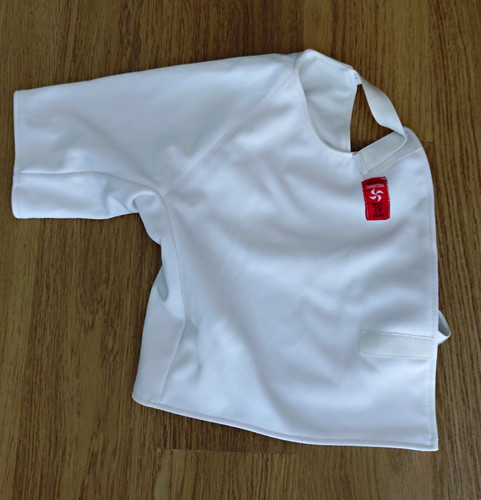 Lightweight fencing plastron - lightweight,