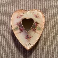 Crown Devon Lune Heart Shaped