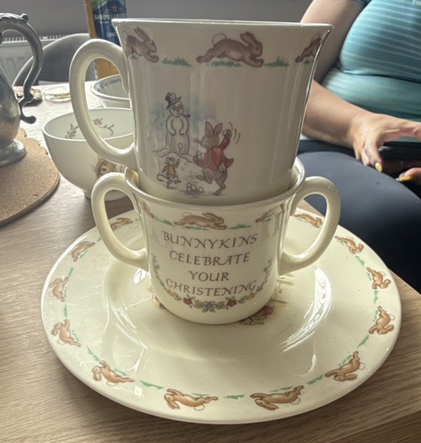 Royal doulton bunnykins - doulton,