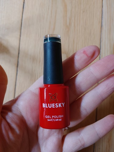 Blue sky gel nail - sky, polish