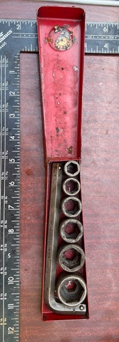 Small vintage britool socket - britool,