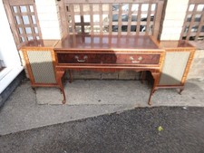 Dynatron radiogram cabinet with matching speakers & record storage