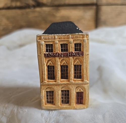 Philip laureston pottery - pottery, town