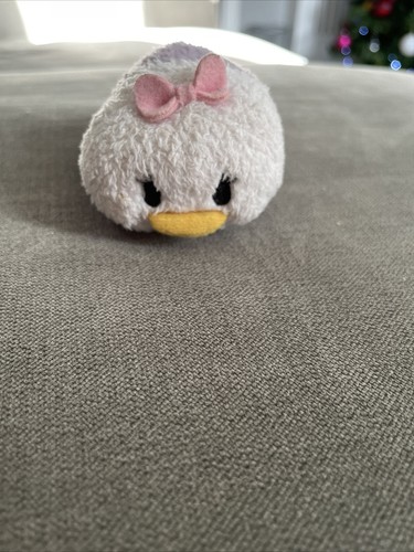 Disney daisy duck - disney,