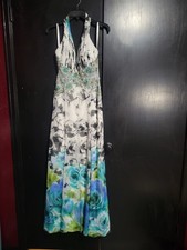 Tony Bowls Evenings Dress Size 8, Formal, Bridal, Prom, Pageant, Beaded