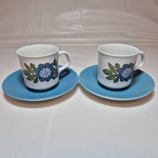 Meakin coffee cups and - g,