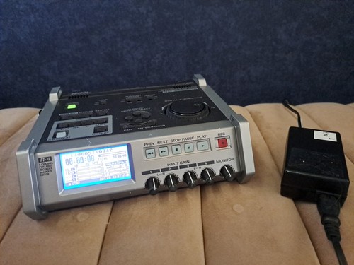 Roland edirol portable - r-4,