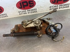Pump drive linkage / damper X