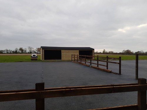 Mobile field shelter - mobile, large